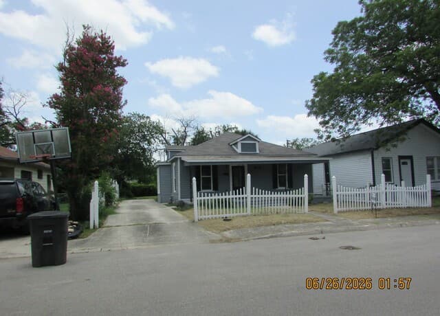 5218  Sierra, San Antonio, TX 78214 — photo 5