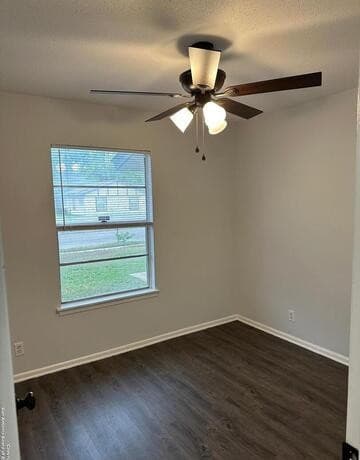 7211  Westglade Dr, San Antonio, TX 78227 — photo 11