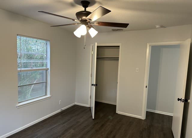 7211  Westglade Dr, San Antonio, TX 78227 — photo 7
