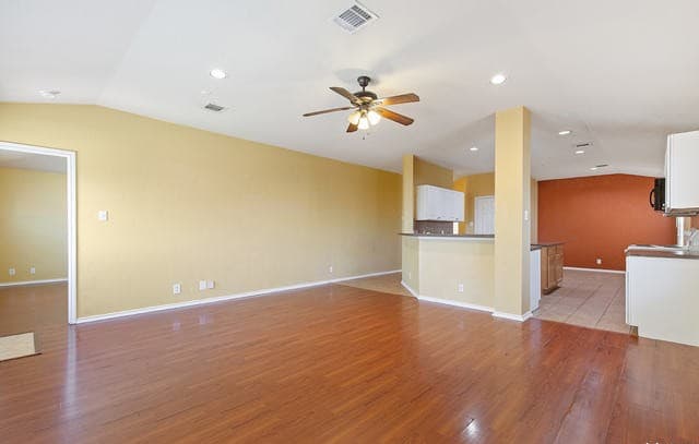 9179  Everton, San Antonio, TX 78245 — photo 4
