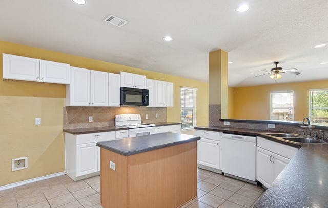 9179  Everton, San Antonio, TX 78245 — photo 8