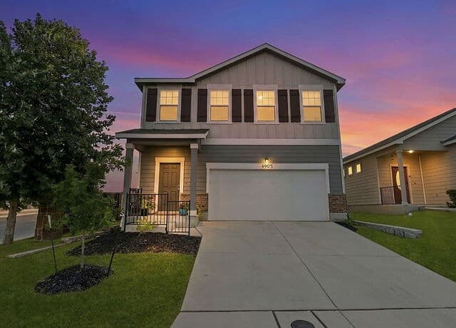 4905 Hallies Garden