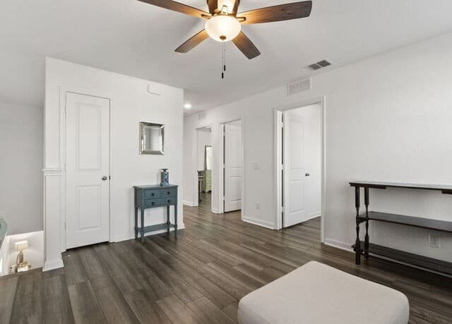 4905  Hallies Garden, St Hedwig, TX 78152 — photo 15