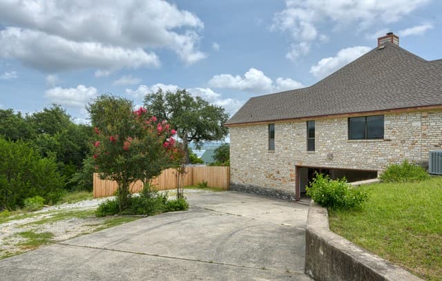 1256  Highland Terrace Dr, Canyon Lake, TX 78133 — photo 5