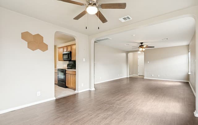 310  Ibis Falls Dr, New Braunfels, TX 78130 — photo 11