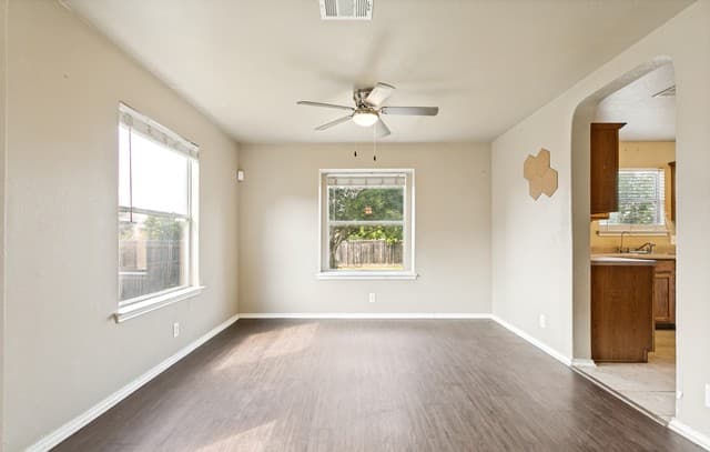 310  Ibis Falls Dr, New Braunfels, TX 78130 — photo 4