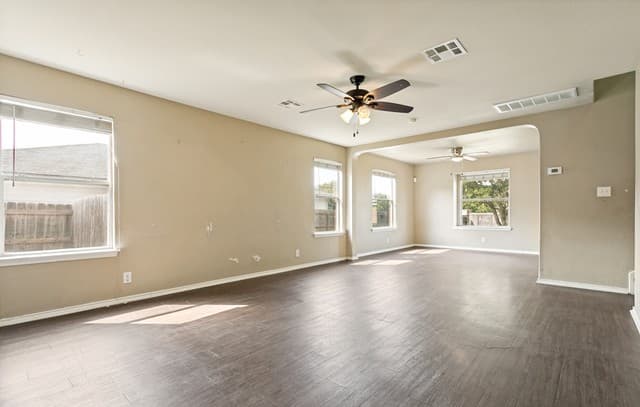 310  Ibis Falls Dr, New Braunfels, TX 78130 — photo 5