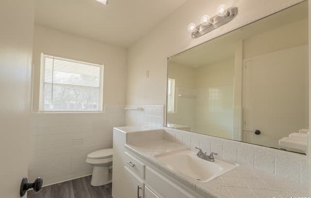 131  Brettonwood Dr, San Antonio, TX 78218 — photo 11