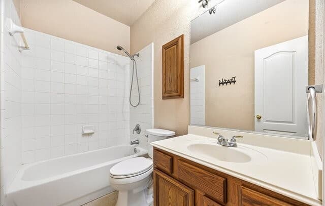 504 Faulkner Dr, Schertz, TX 78154 — photo 9
