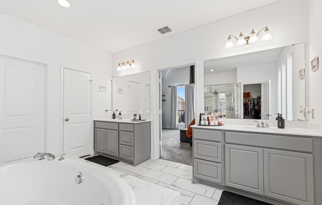 9128  Red Pony Dr, San Antonio, TX 78254 — photo 21