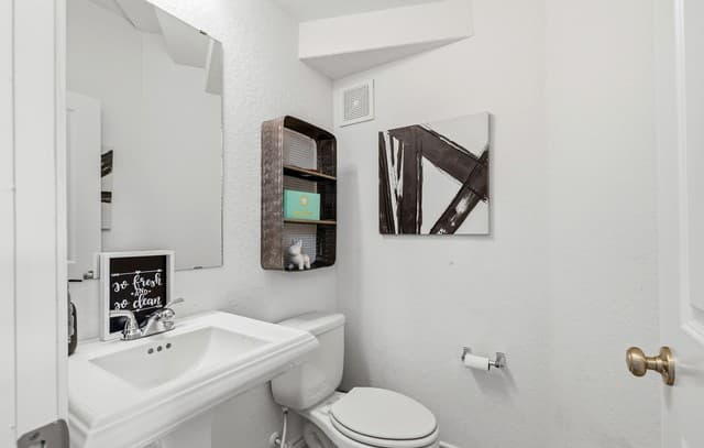 9128  Red Pony Dr, San Antonio, TX 78254 — photo 22