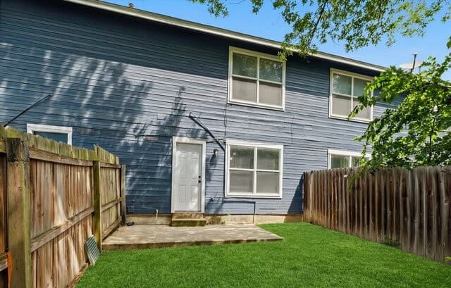 11136  El Sendero Unit 2, San Antonio, TX 78233 — photo 17
