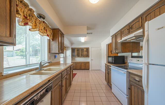 7230  Trace Buckle, San Antonio, TX 78240 — photo 12