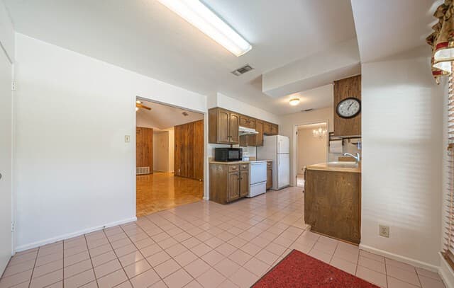 7230  Trace Buckle, San Antonio, TX 78240 — photo 16