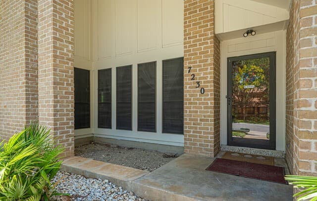 7230  Trace Buckle, San Antonio, TX 78240 — photo 3