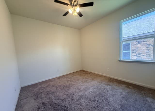 242  Azalea Way, New Braunfels, TX 78132 — photo 12