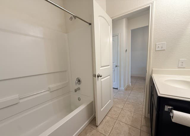 242  Azalea Way, New Braunfels, TX 78132 — photo 13