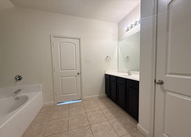 242  Azalea Way, New Braunfels, TX 78132 — photo 15