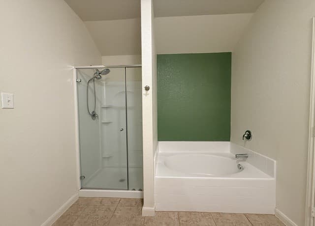 242  Azalea Way, New Braunfels, TX 78132 — photo 17