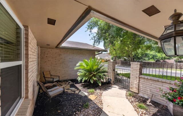 10007 Astronaut Dr, San Antonio, TX 78217 — photo 3