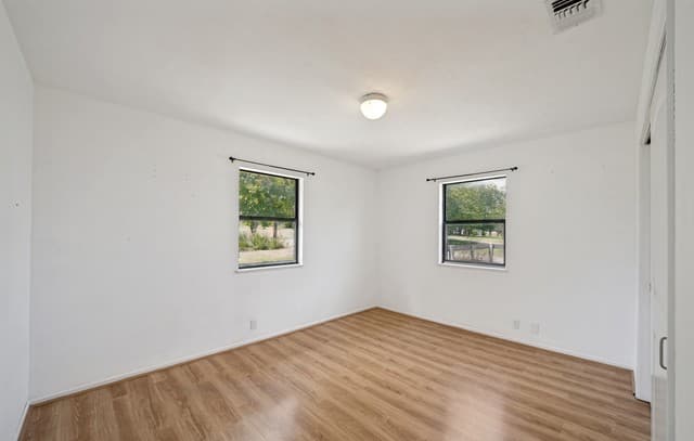 270  Briarwood Cir, Bandera, TX 78003 — photo 17