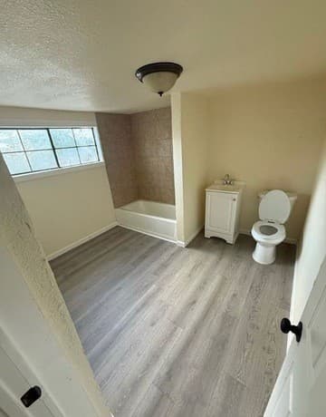 1623  Montezuma St, San Antonio, TX 78207 — photo 5
