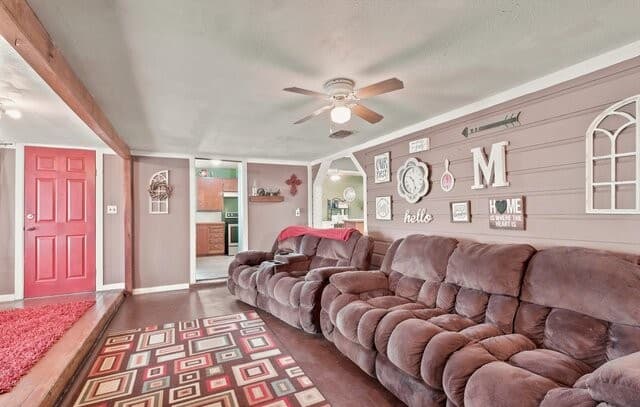 710  Storey, Cotulla, TX 78014 — photo 10