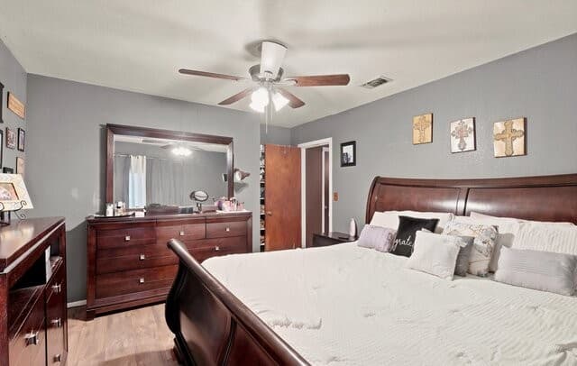 710  Storey, Cotulla, TX 78014 — photo 15