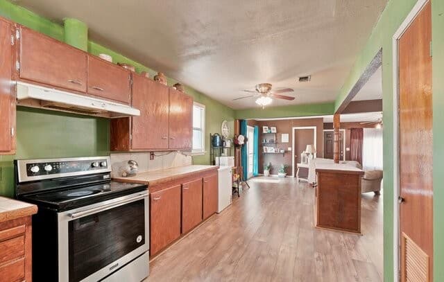 710  Storey, Cotulla, TX 78014 — photo 21