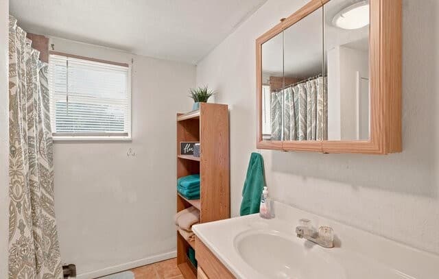 710  Storey, Cotulla, TX 78014 — photo 25