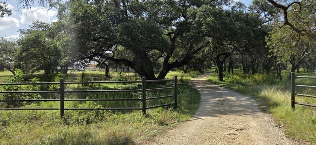 1591  County Road 320, Floresville, TX 78114 — photo 20