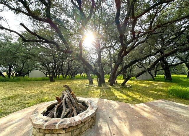 1591  County Road 320, Floresville, TX 78114 — photo 25