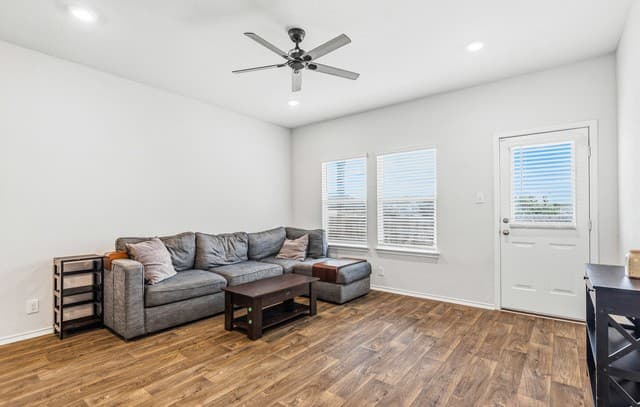 10512  Gala Blvd, San Antonio, TX 78252 — photo 10