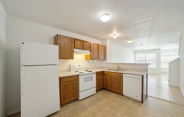 107  Autumn Pass Unit 107, San Antonio, TX 78245 — photo 17