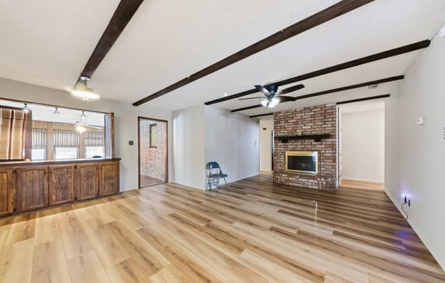 323 Madrid, Universal City, TX 78148 — photo 10