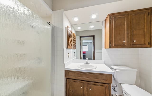 323 Madrid, Universal City, TX 78148 — photo 20