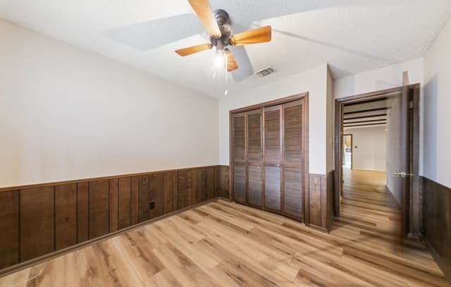 323 Madrid, Universal City, TX 78148 — photo 25