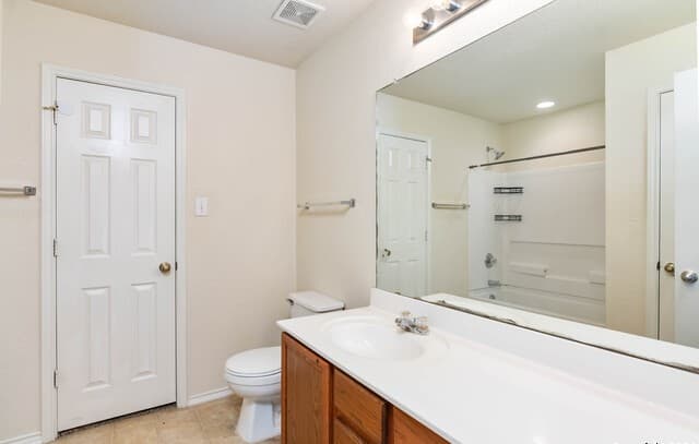 1531  Ambush Crk, San Antonio, TX 78245 — photo 10