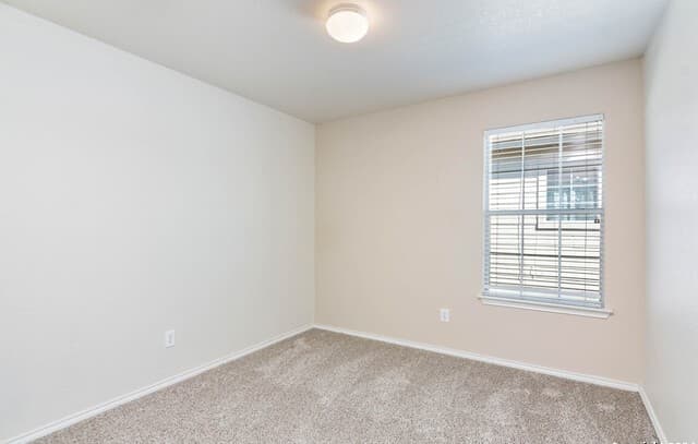1531  Ambush Crk, San Antonio, TX 78245 — photo 12