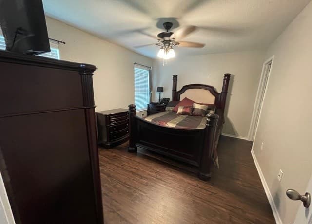 10210  Dixon Wood, San Antonio, TX 78245 — photo 15