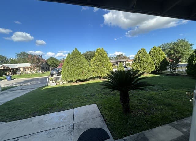 7531  Alpine Valley Dr, San Antonio, TX 78242 — photo 4
