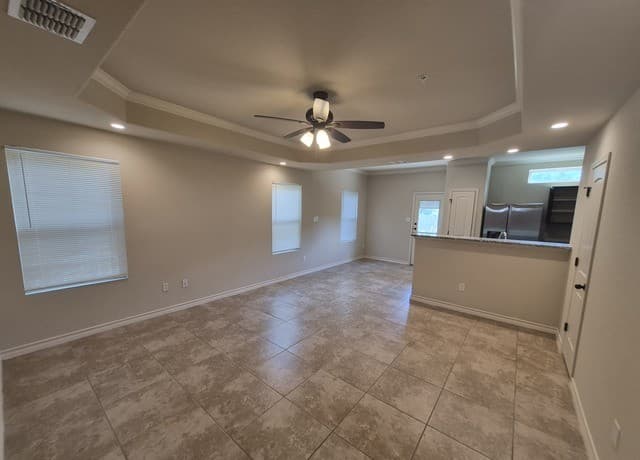 6306  Luglio Lane Unit 104, San Antonio, TX 78233 — photo 3