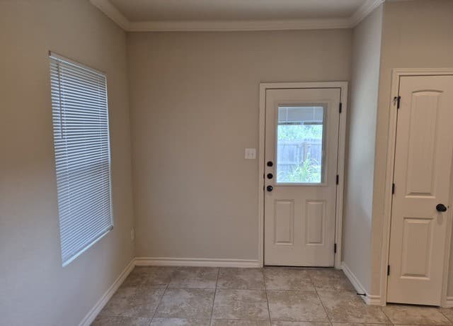 6306  Luglio Lane Unit 104, San Antonio, TX 78233 — photo 8