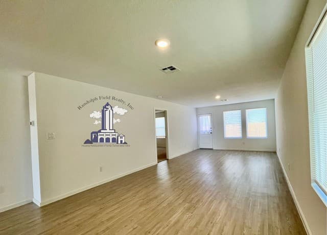 12931  Kathleen, St Hedwig, TX 78152 — photo 3