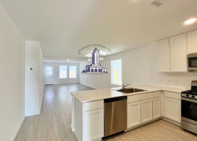 12931  Kathleen, St Hedwig, TX 78152 — photo 7