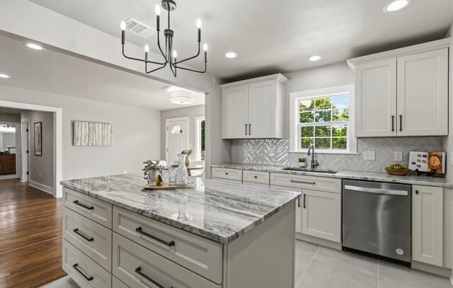 225  Arvin Dr, Terrell Hills, TX 78209 — photo 13