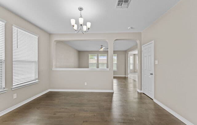 111  Kyle Cv, Universal City, TX 78148 — photo 10