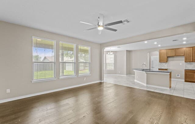 111  Kyle Cv, Universal City, TX 78148 — photo 11