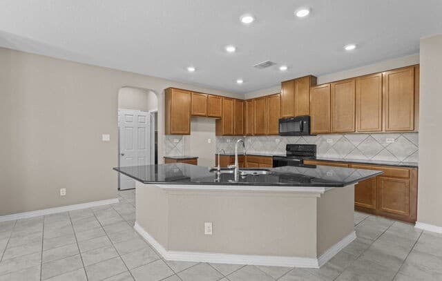 111  Kyle Cv, Universal City, TX 78148 — photo 15