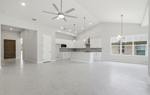 11318  Lisbon Dr, San Antonio, TX 78213 — photo 2